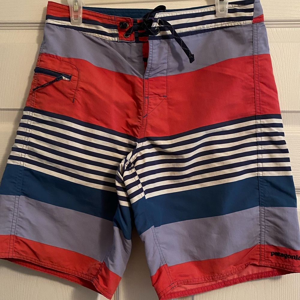 Men’s Patagonia Swim Trunks - size 31